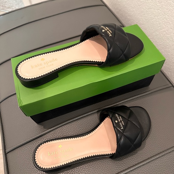 Kate Spade Pillow Sandal Black Sleek and Sexy Size 7.5, New Never Worn. - Picture 7 of 9